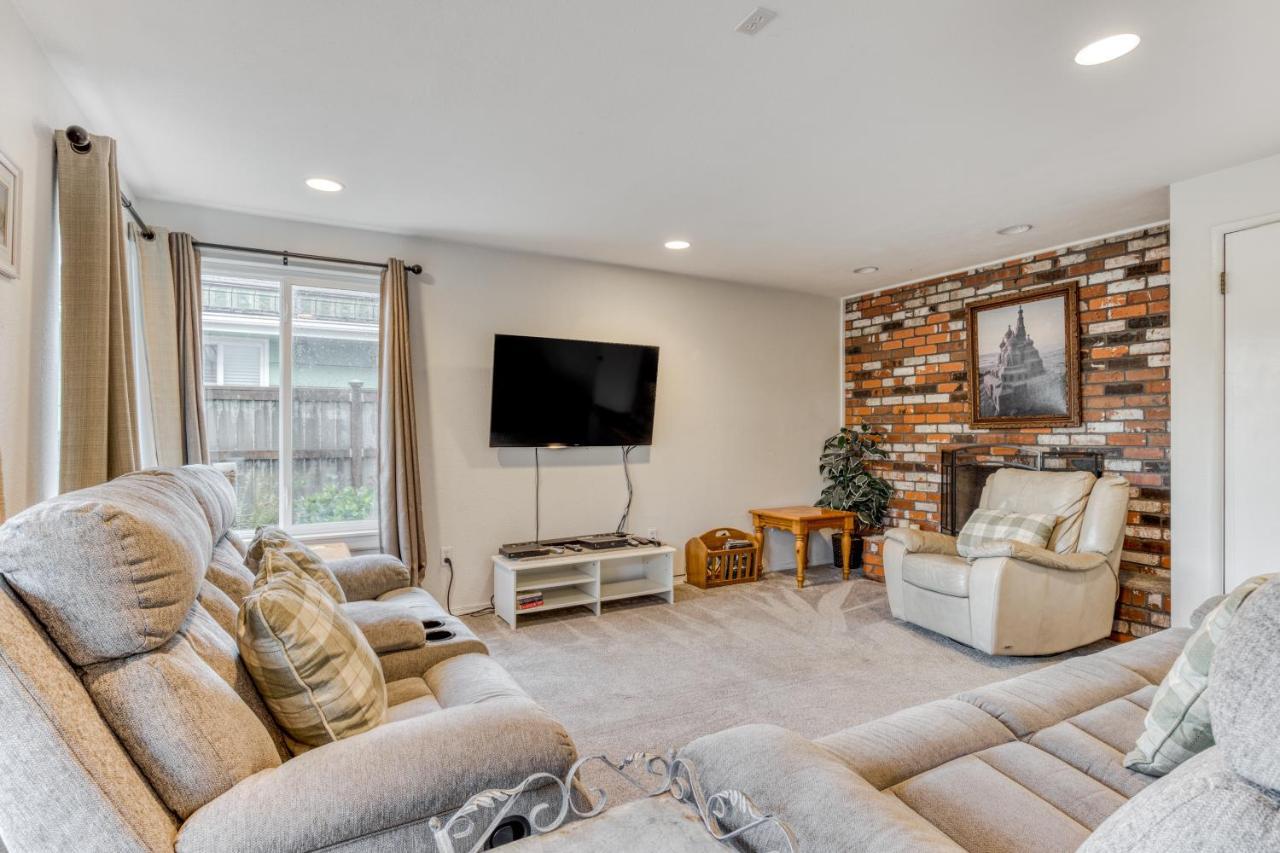 Ocean Vista Vacation Home Сийсайд Екстериор снимка